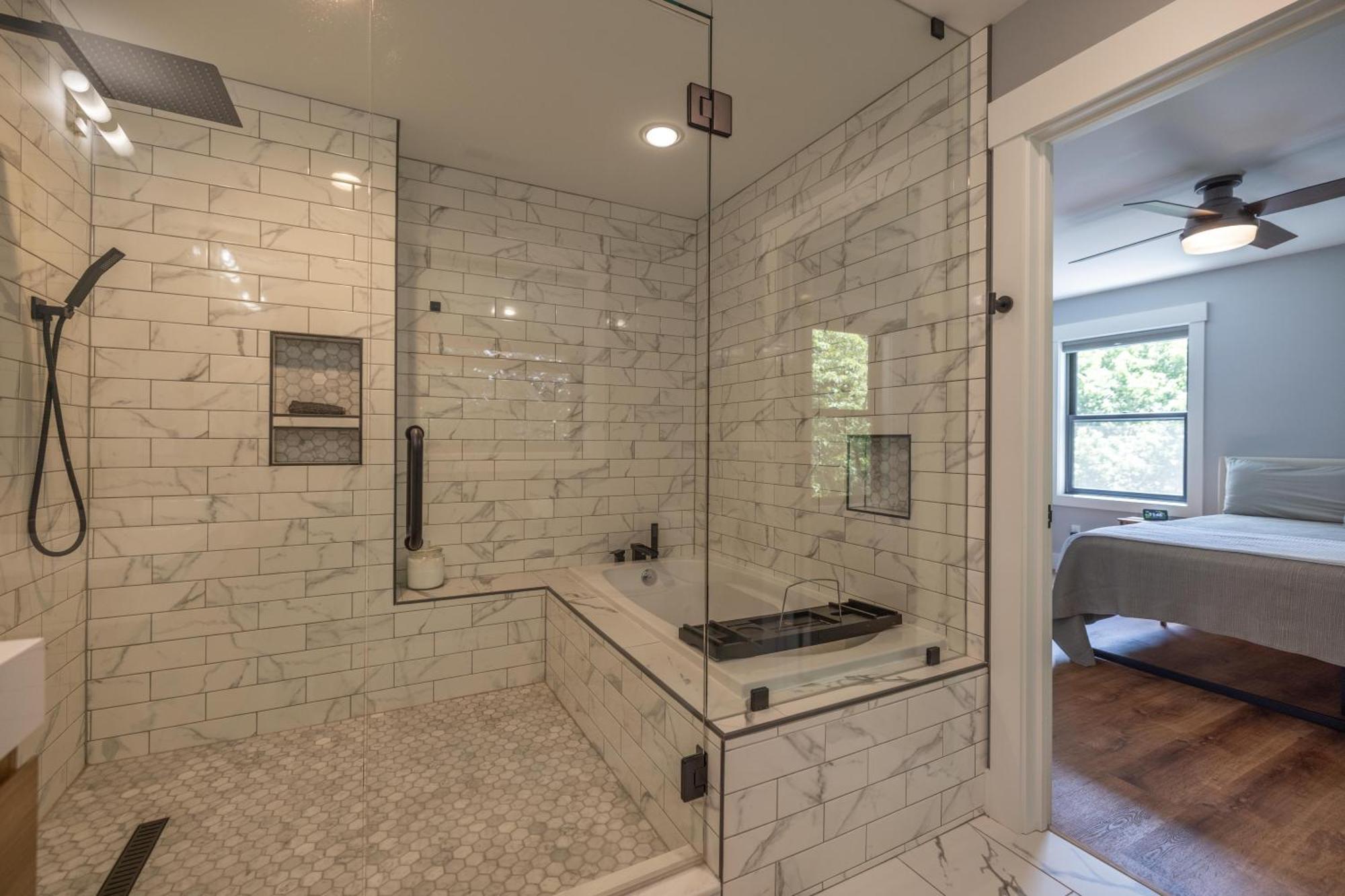 Mid-Century Modern Impeccable Remodel With Hot Tub Villa Asheville Exterior foto