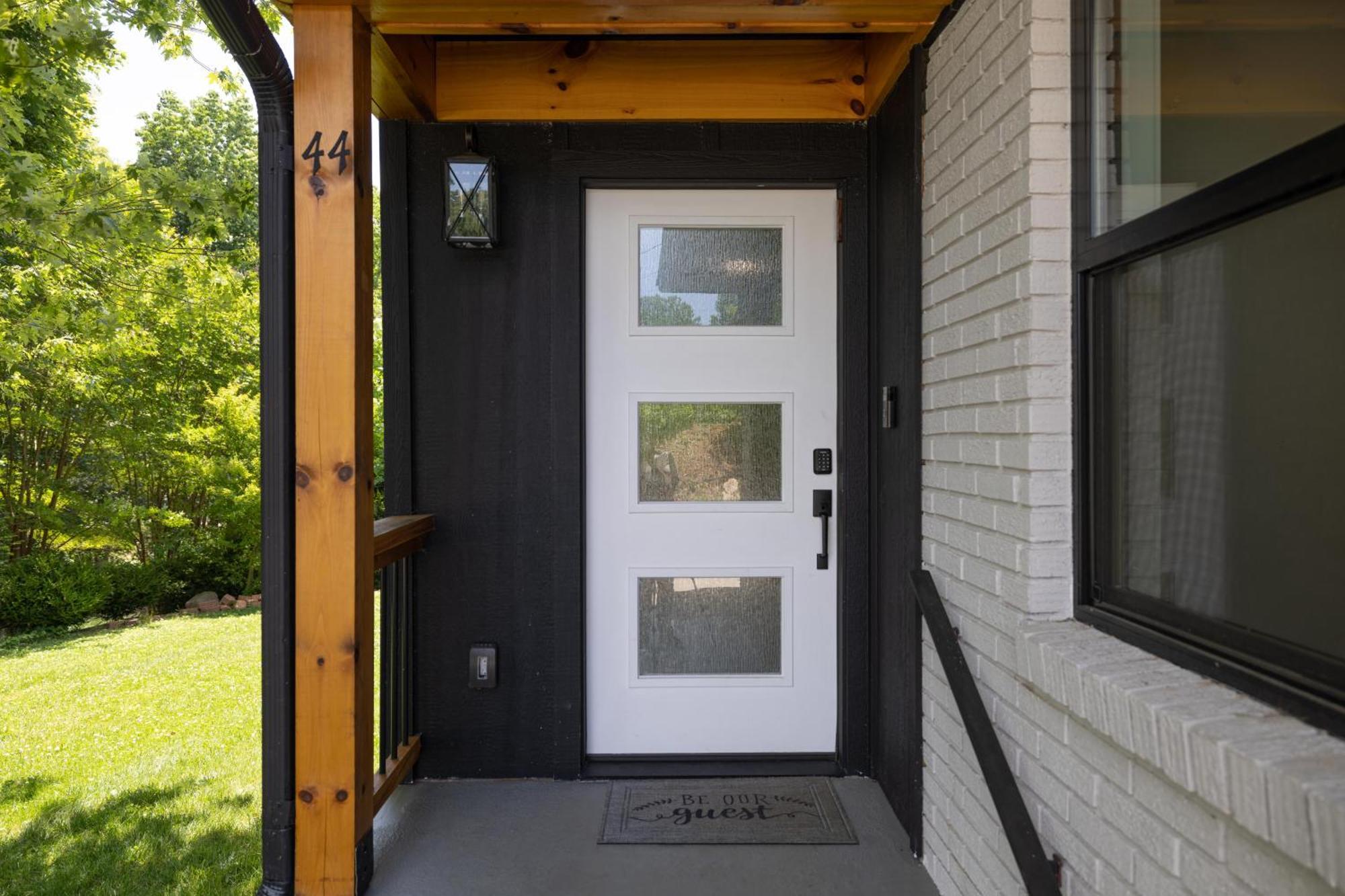 Mid-Century Modern Impeccable Remodel With Hot Tub Villa Asheville Exterior foto