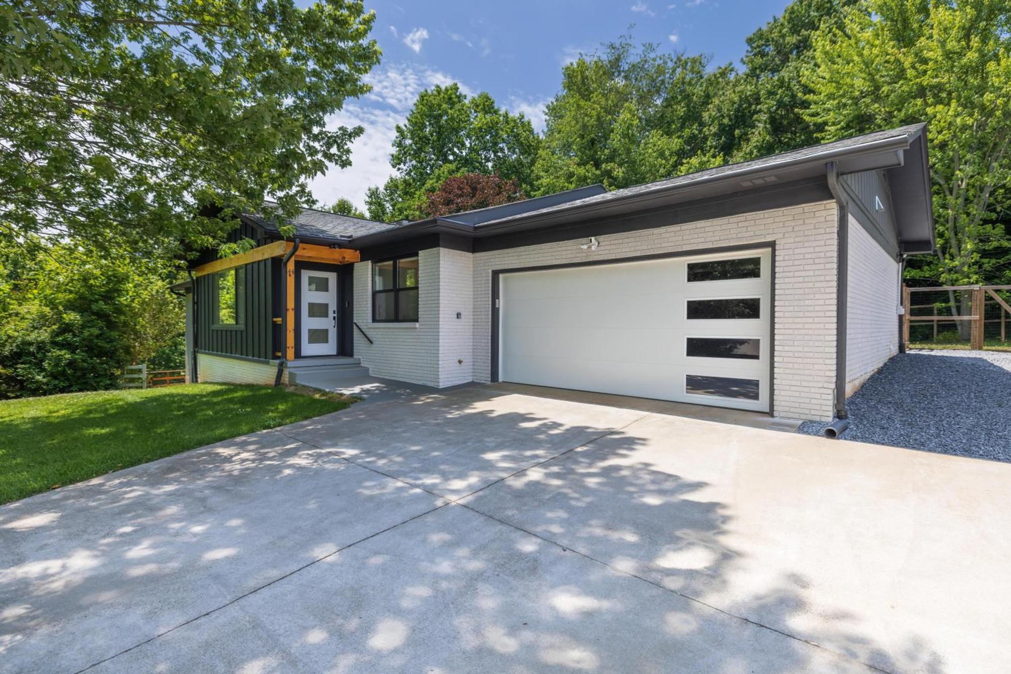Mid-Century Modern Impeccable Remodel With Hot Tub Villa Asheville Exterior foto